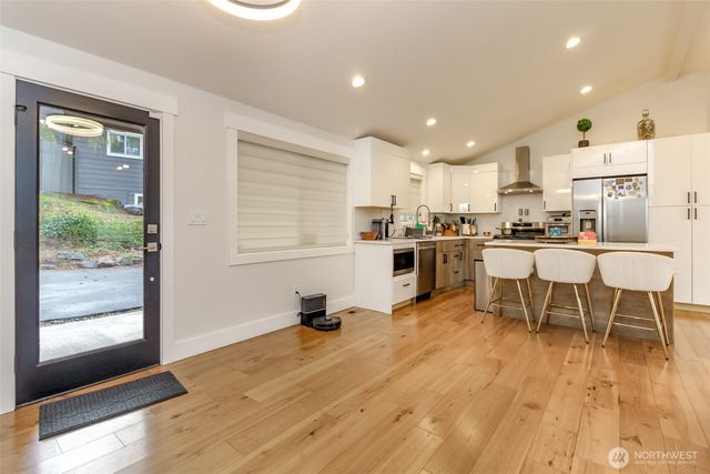 2000 NE 27th Street, Renton, WA 98056