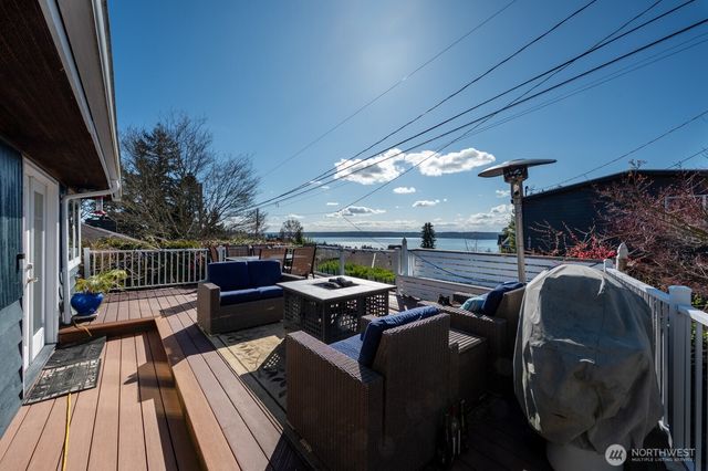 8451 40th Avenue SW, Seattle, WA 98136