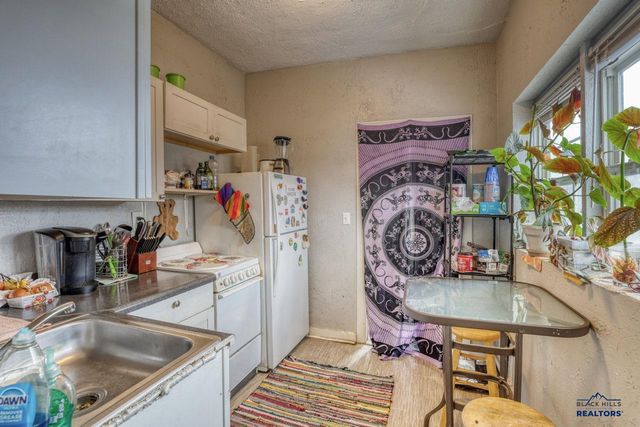 230 ADAMS, Rapid City, SD 57701