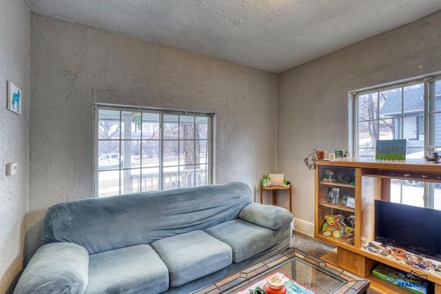 230 ADAMS, Rapid City, SD 57701