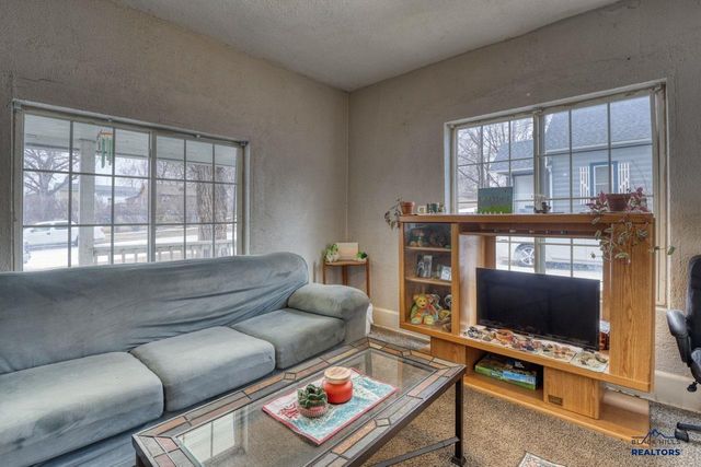 230 ADAMS, Rapid City, SD 57701