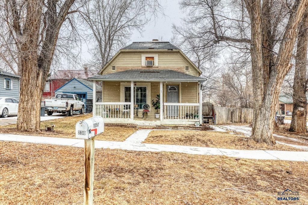230 ADAMS, Rapid City, SD 57701