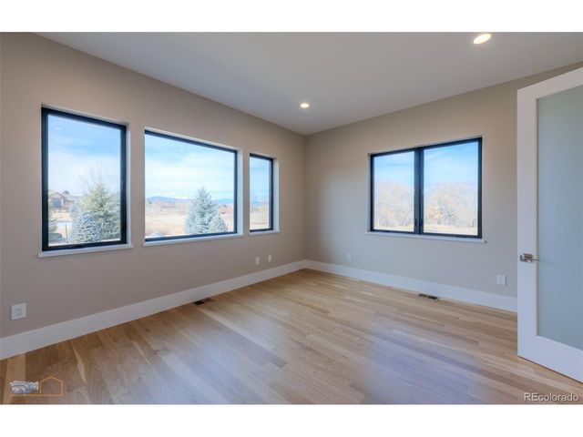 9258 Niwot Hills Dr, Niwot, CO 80503