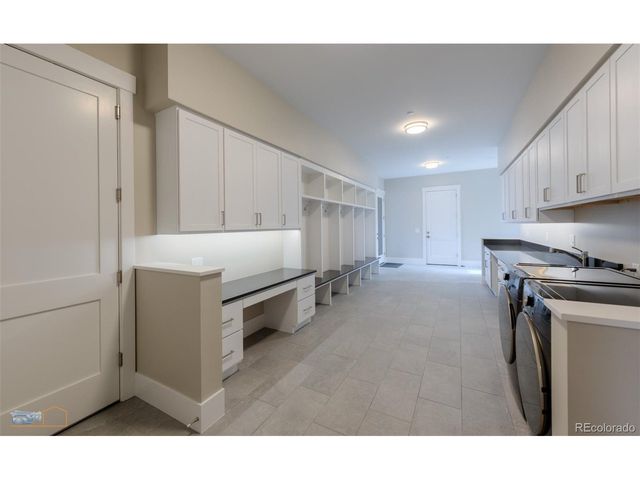 9258 Niwot Hills Dr, Niwot, CO 80503