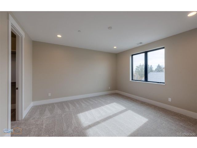 9258 Niwot Hills Dr, Niwot, CO 80503