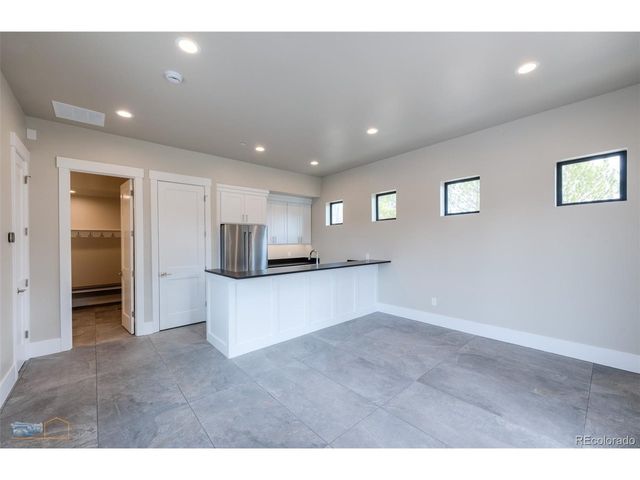 9258 Niwot Hills Dr, Niwot, CO 80503