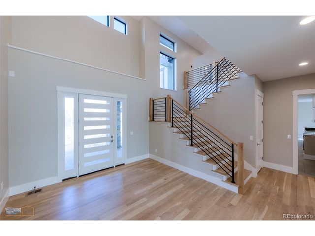 9258 Niwot Hills Dr, Niwot, CO 80503