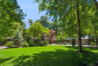 3035 Blackthorn Road, Riverwoods, IL 60015