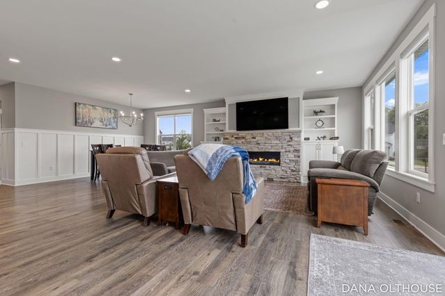 8233 Boardwalk Drive SW, Byron Center, MI 49315