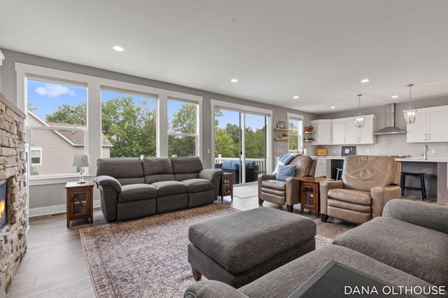 8233 Boardwalk Drive SW, Byron Center, MI 49315