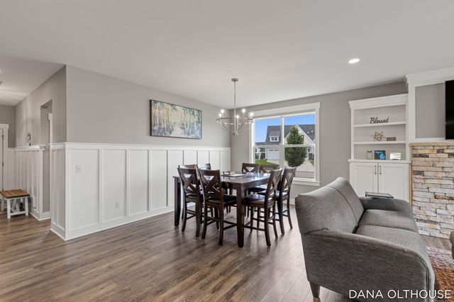8233 Boardwalk Drive SW, Byron Center, MI 49315