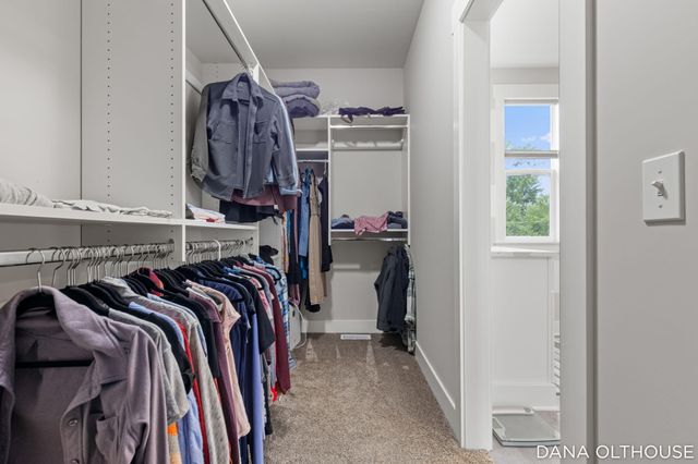 8233 Boardwalk Drive SW, Byron Center, MI 49315