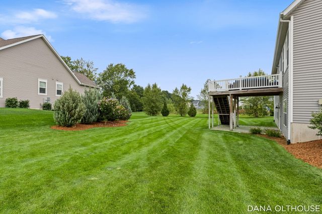 8233 Boardwalk Drive SW, Byron Center, MI 49315