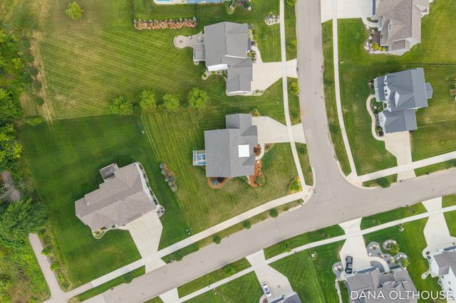 8233 Boardwalk Drive SW, Byron Center, MI 49315
