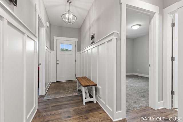 8233 Boardwalk Drive SW, Byron Center, MI 49315