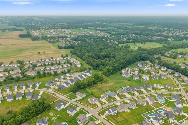 8233 Boardwalk Drive SW, Byron Center, MI 49315