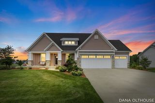 8233 Boardwalk Drive SW, Byron Center, MI 49315
