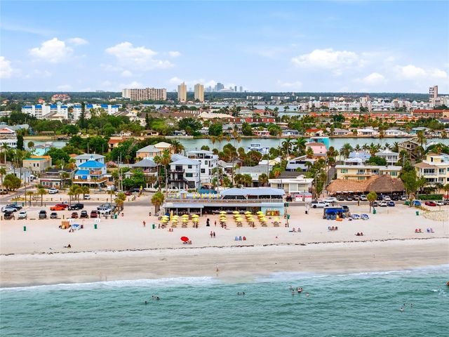 131 86TH TERRACE, St Petersburg, FL 33706