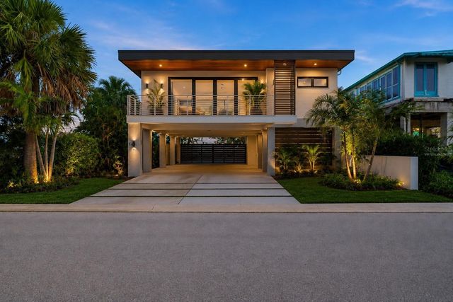 131 86TH TERRACE, St Petersburg, FL 33706