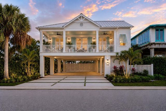 131 86TH TERRACE, St Petersburg, FL 33706