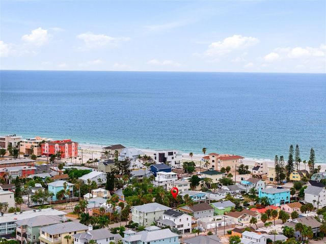 131 86TH TERRACE, St Petersburg, FL 33706