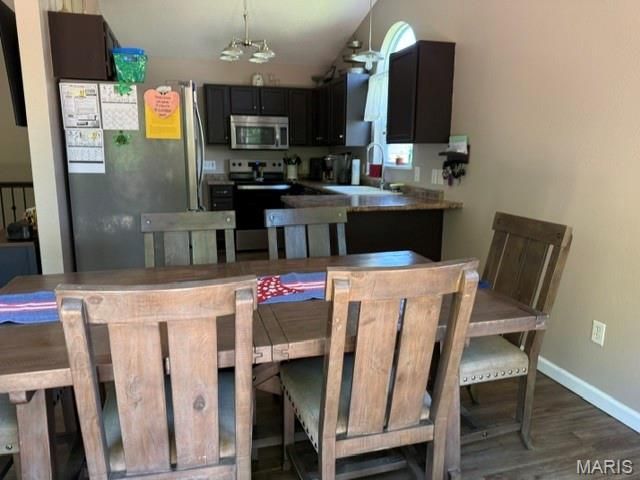 728 Santschi Drive, Herculaneum, MO 63048