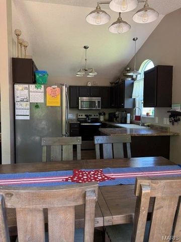 728 Santschi Drive, Herculaneum, MO 63048