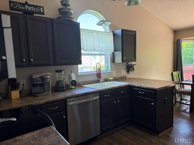 728 Santschi Drive, Herculaneum, MO 63048