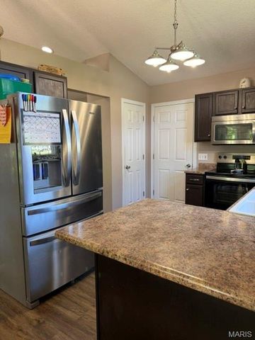 728 Santschi Drive, Herculaneum, MO 63048