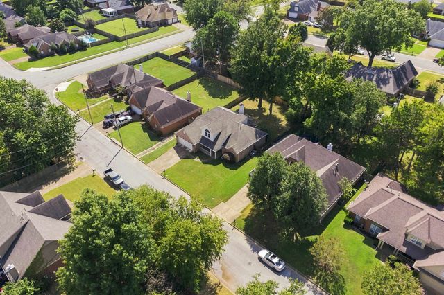 857 PARADISE DR, Cordova, TN 38018