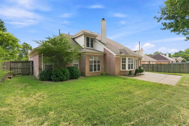 857 PARADISE DR, Cordova, TN 38018