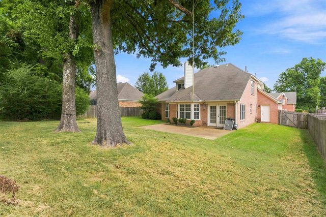 857 PARADISE DR, Cordova, TN 38018