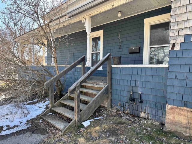 8 Kilkenny Street, Lancaster, NH 03584