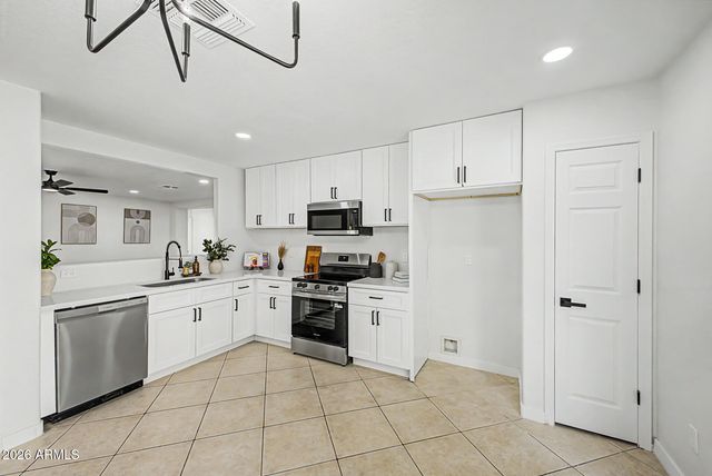 3020 W BLUE SKY Drive, Phoenix, AZ 85083