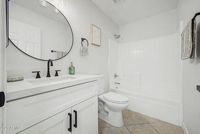 3020 W BLUE SKY Drive, Phoenix, AZ 85083