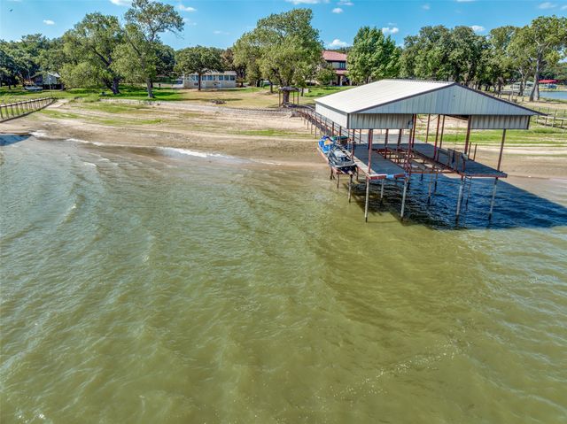 12960 Gantt Road E, Azle, TX 76020
