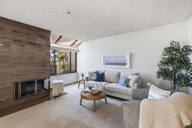 2175 Vista Del Mar, San Mateo, CA 94404