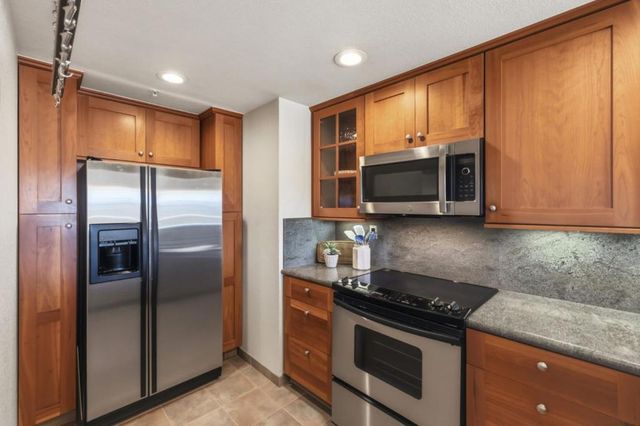 2175 Vista Del Mar, San Mateo, CA 94404