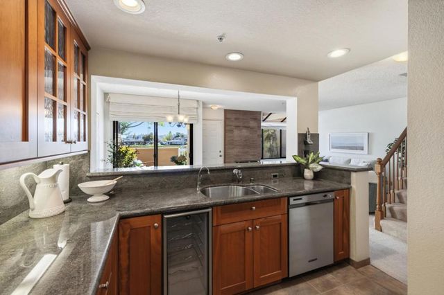 2175 Vista Del Mar, San Mateo, CA 94404