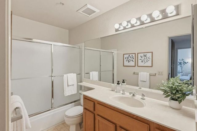 2175 Vista Del Mar, San Mateo, CA 94404