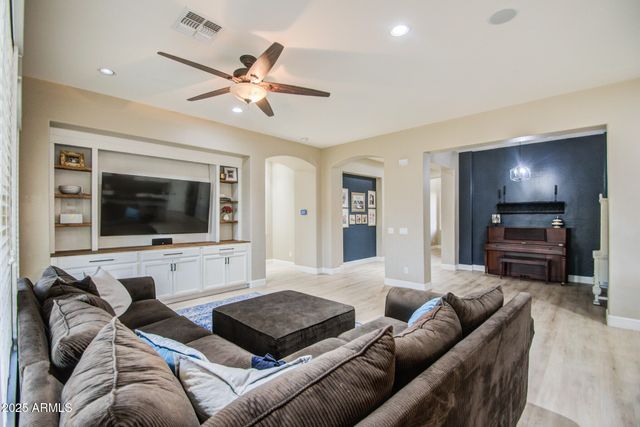 2552 E REDWOOD Place, Chandler, AZ 85286