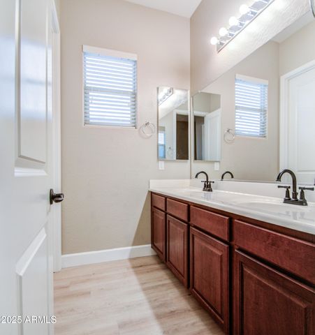 2552 E REDWOOD Place, Chandler, AZ 85286