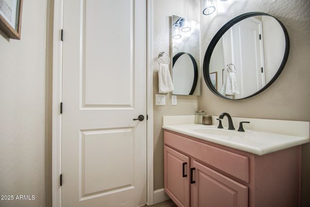 2552 E REDWOOD Place, Chandler, AZ 85286