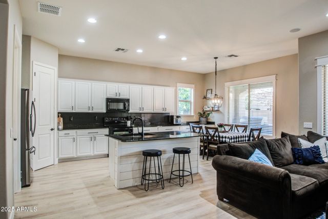 2552 E REDWOOD Place, Chandler, AZ 85286