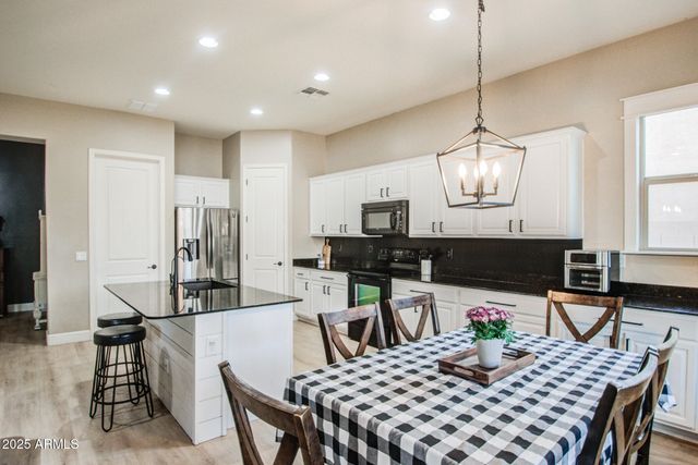 2552 E REDWOOD Place, Chandler, AZ 85286