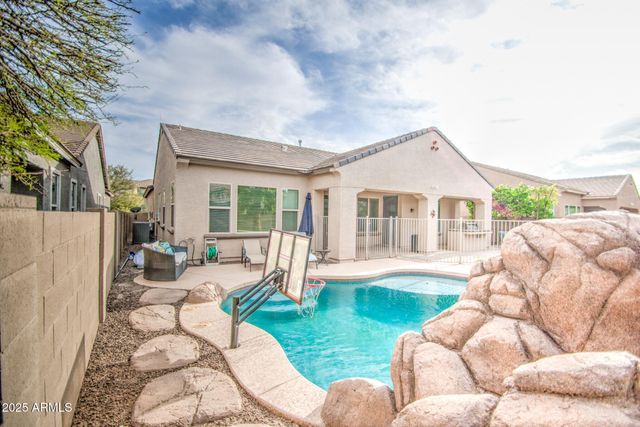 2552 E REDWOOD Place, Chandler, AZ 85286