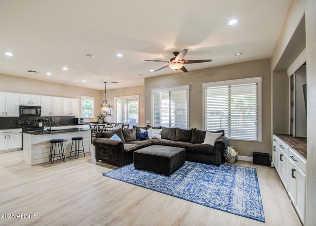 2552 E REDWOOD Place, Chandler, AZ 85286