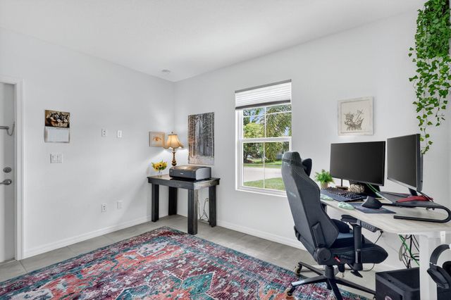 435 SW Fields Avenue, Port St Lucie, FL 34953