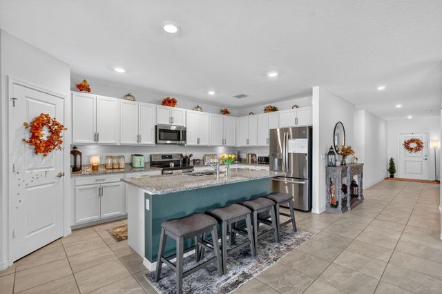 435 SW Fields Avenue, Port St Lucie, FL 34953