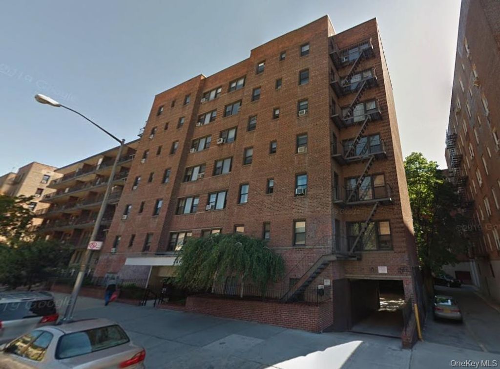 14336 Barclay Avenue 5H, Flushing, NY 11355